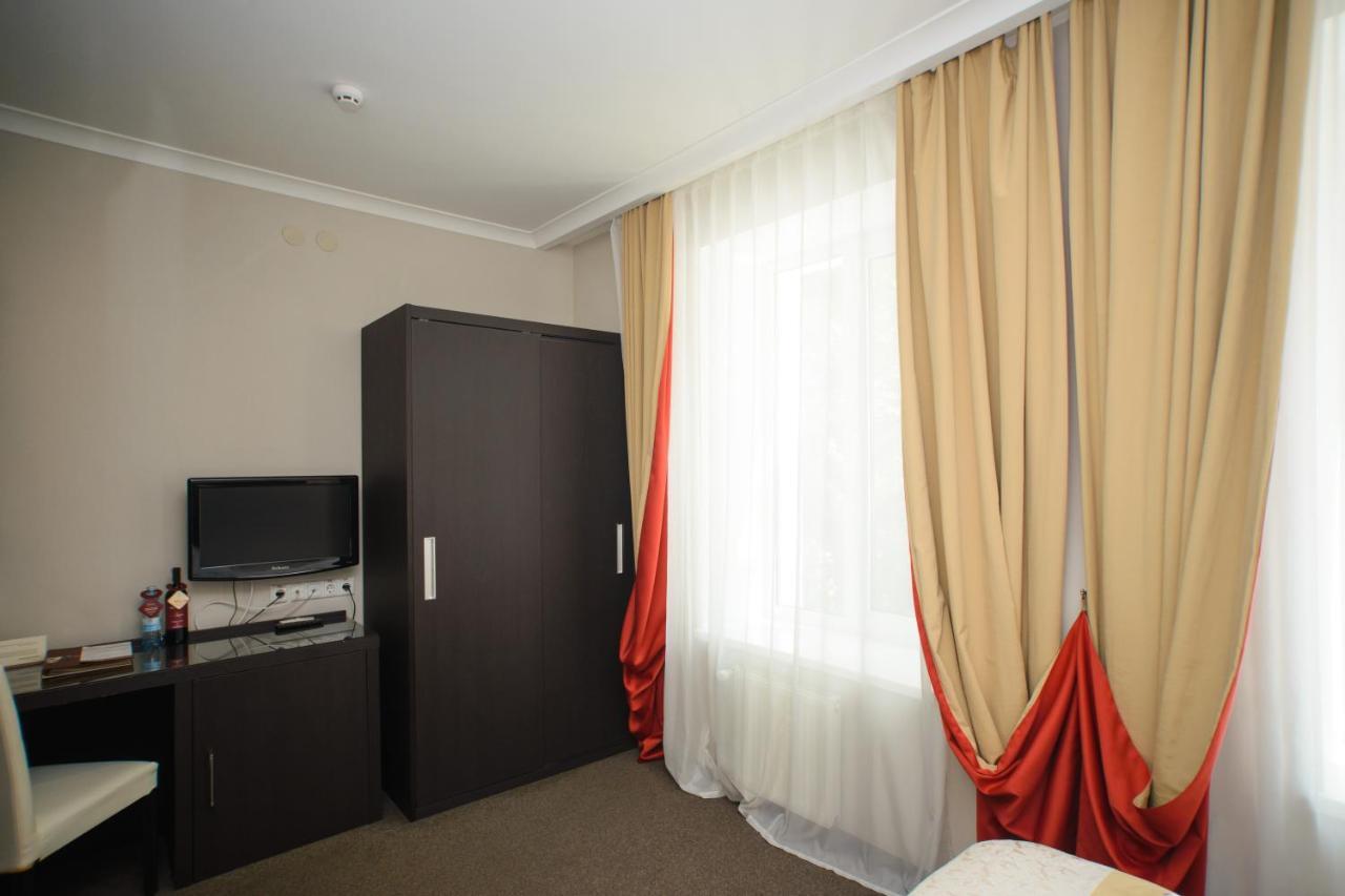 Optima Collection Kharkiv Hotel Exterior photo